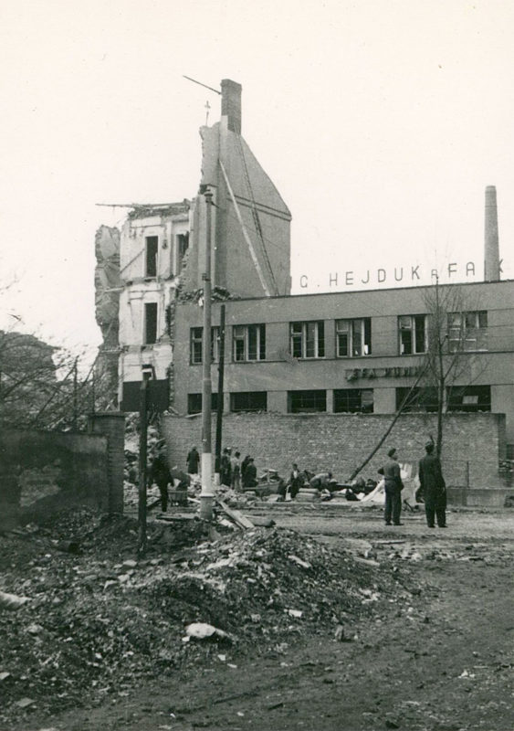 Vysočany a Libeň – bombardování 1945